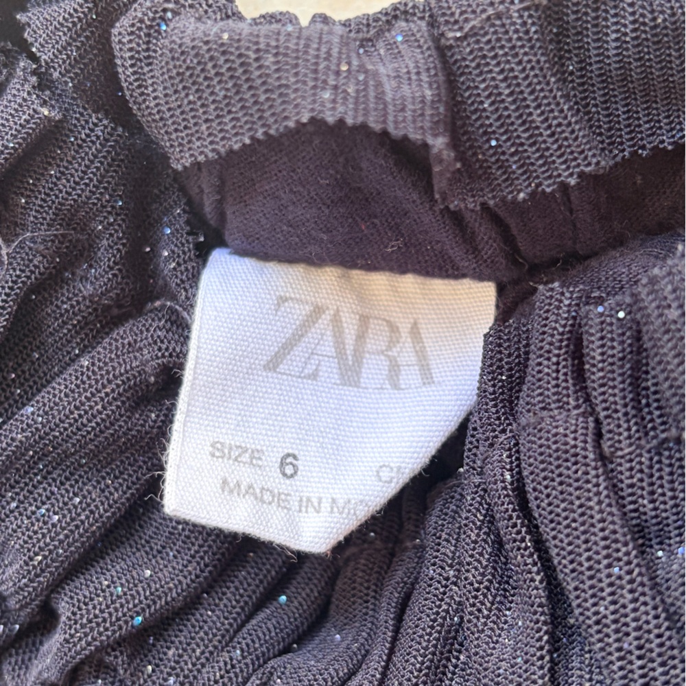 2 Zara Kids Black Textured Fabric and Sparkle size 6 - Picture 2 of 3
